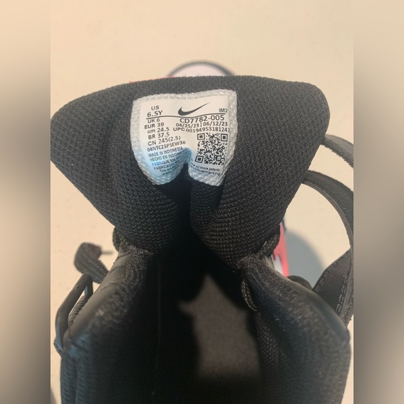 Nike Court Borough Mid 2 Big Kids' Shoes - Picture 4 of 6